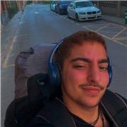 Me defino como un chico que le gusta dar clases bastante dinámicas, y podría hacer clases a todo tipo de niños